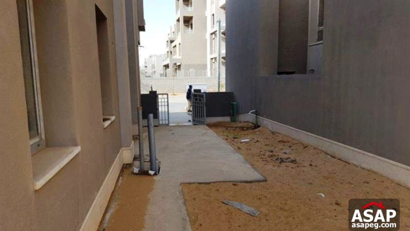 Stand Alone with Penthouse for Sale in Village Gardens Katameya Stand Alone with Penthouse for Sale in Village Gardens Katameya