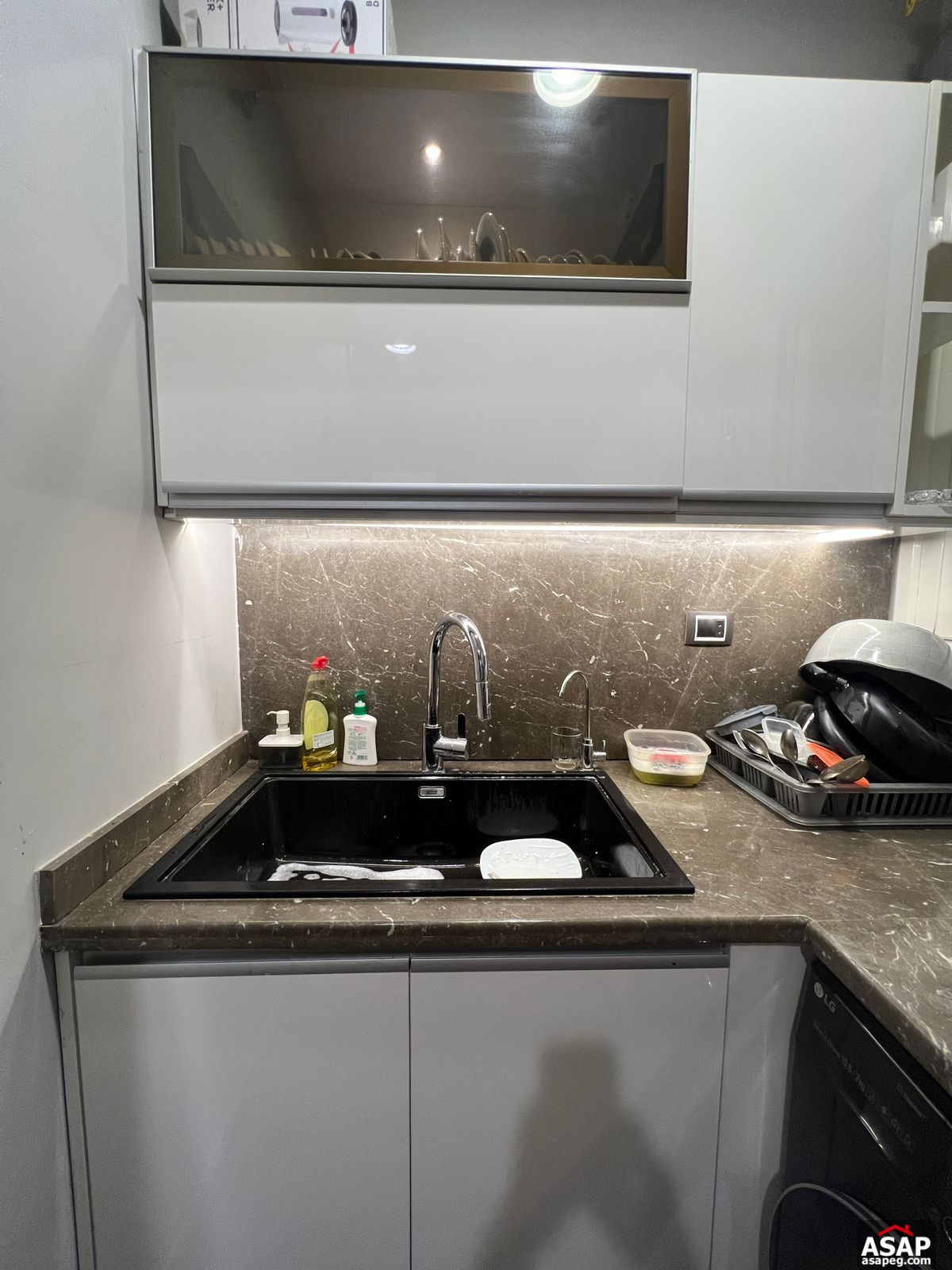 Apartment for Sale in Regents Park Compound Apartment for Sale in Regents Park Compound