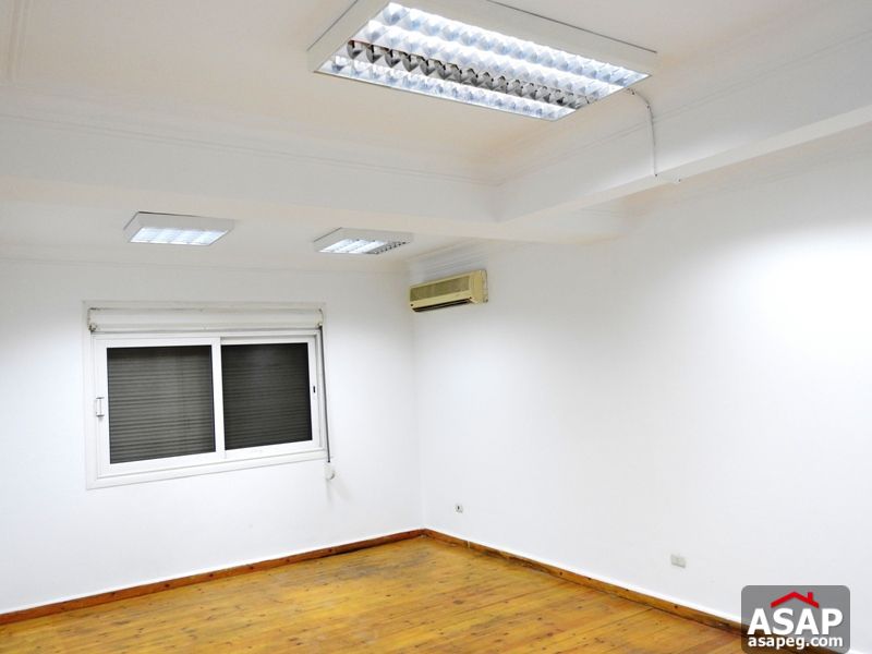 Villa with Big Garden in Katameya Residence