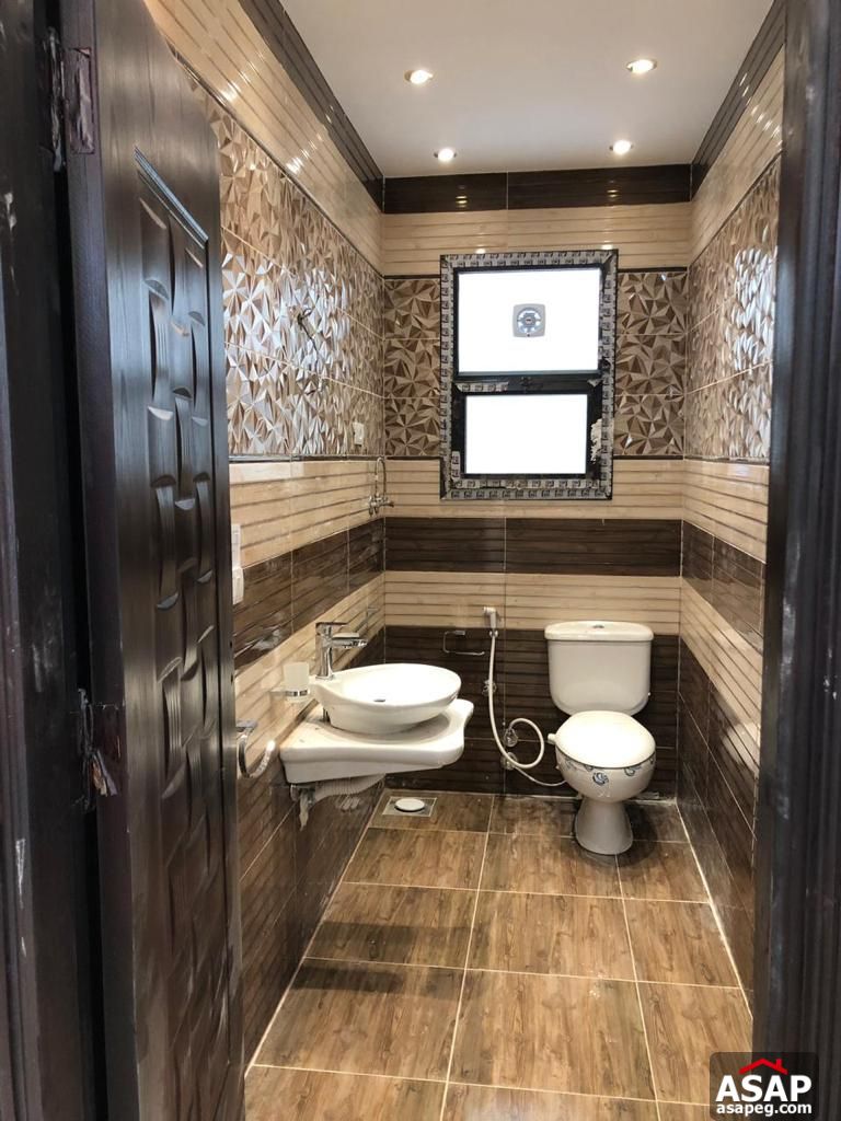 Semi Furnished Apartment for Rent in Eastown Semi Furnished Apartment for Rent in Eastown