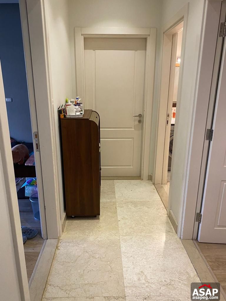 Apartment with Lake View for Rent in the WaterWay Apartment with Lake View for Rent in the WaterWay