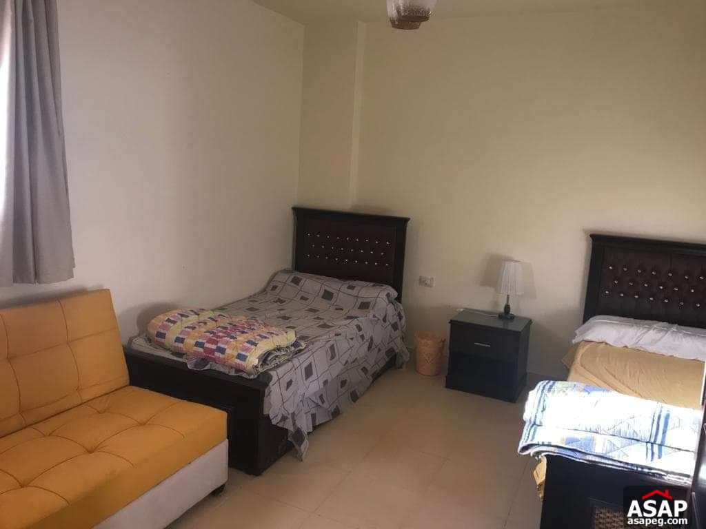 Chalet Furnished for sale in La Sirena red carpet