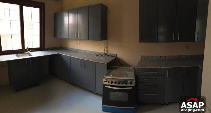 Apartment for Rent in West Golf Apartment for Rent in West Golf