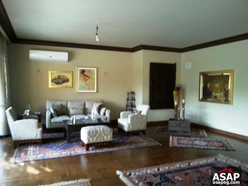 Villa with Swimming Pool for Rent in Bellagio Villa with Swimming Pool for Rent in Bellagio