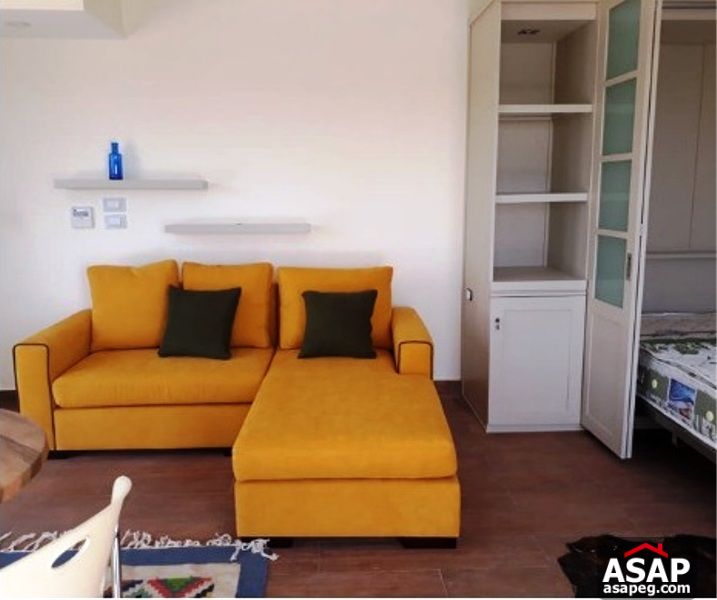 Studio with Roof for Rent in Eastown Studio with Roof for Rent in Eastown