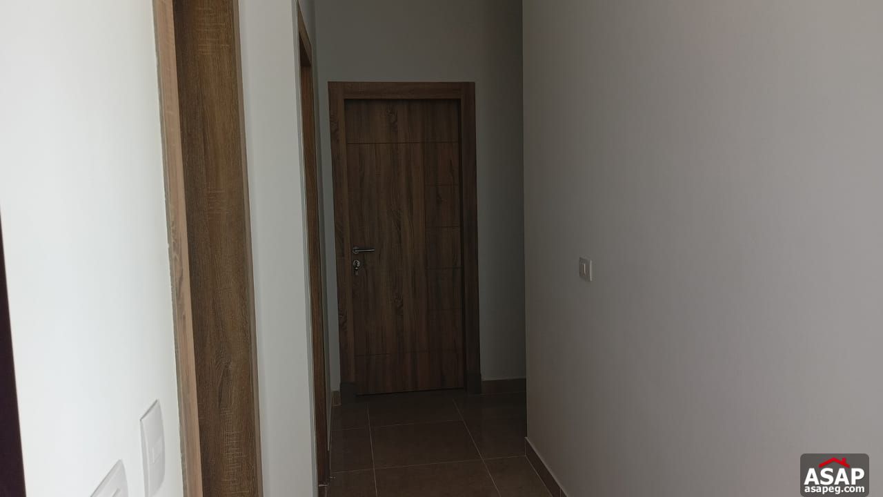 Finished Apartment for Sale in Fifth Square Finished Apartment for Sale in Fifth Square