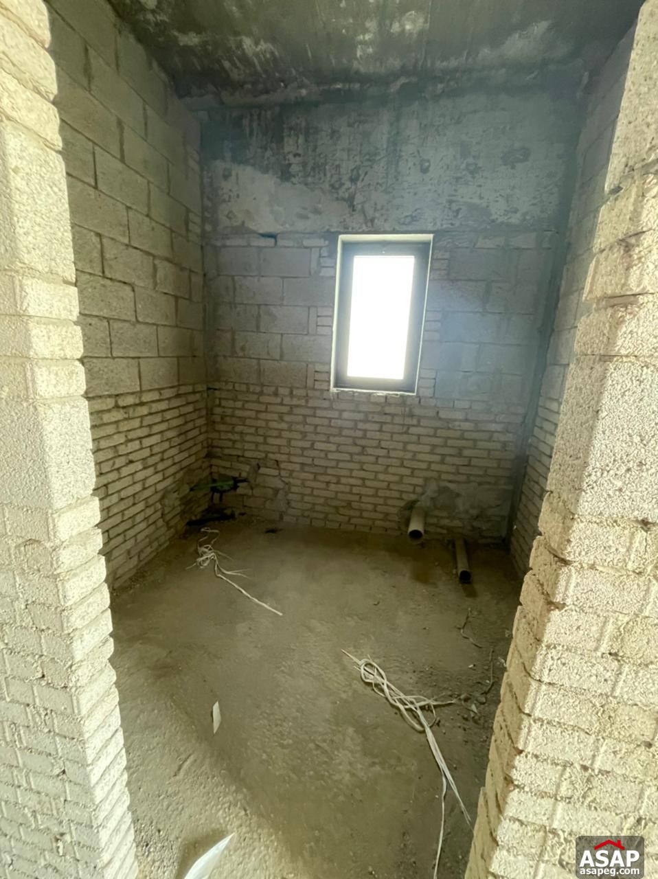 Penthouse with Pool for Sale in Lake View Residence Penthouse with Pool for Sale in Lake View Residence