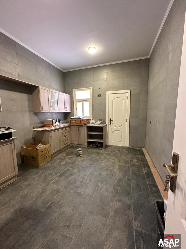 Villa for Rent in Royal Maxim Compound Villa for Rent in Royal Maxim Compound