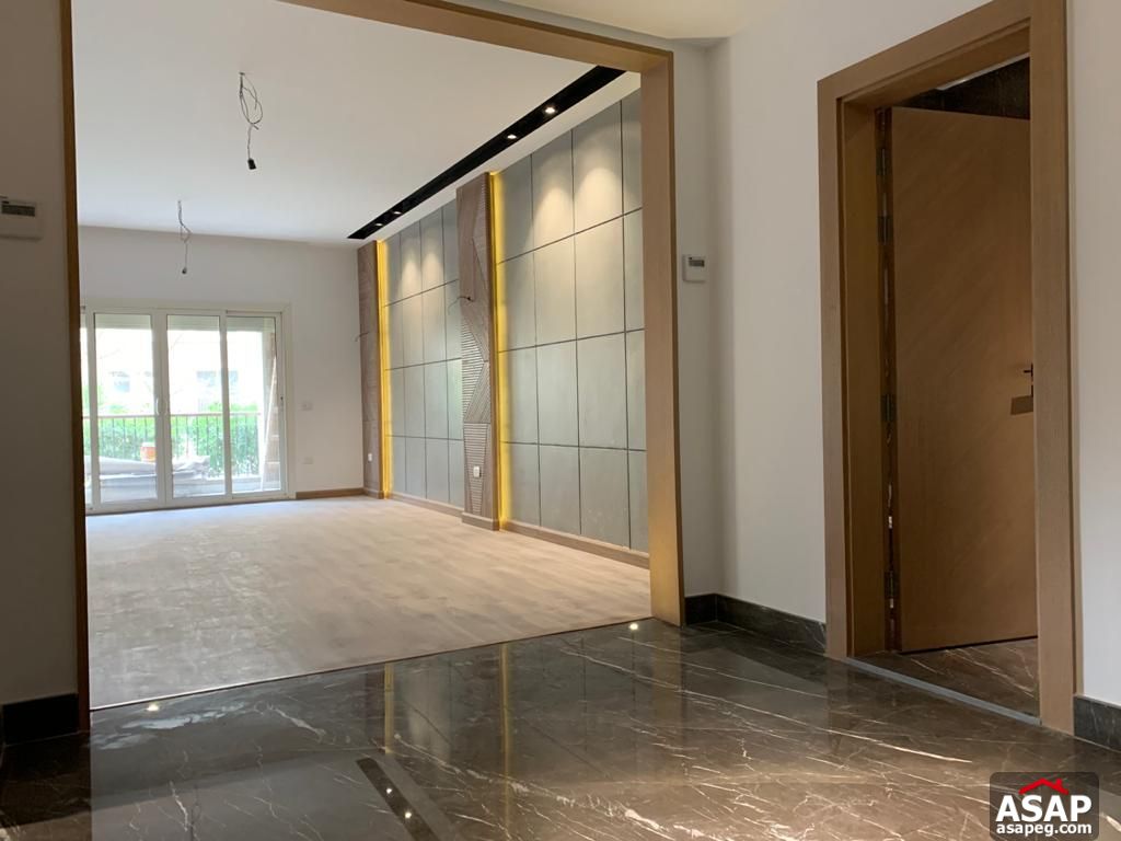 Apartment with Big Garden in Katameya Plaza