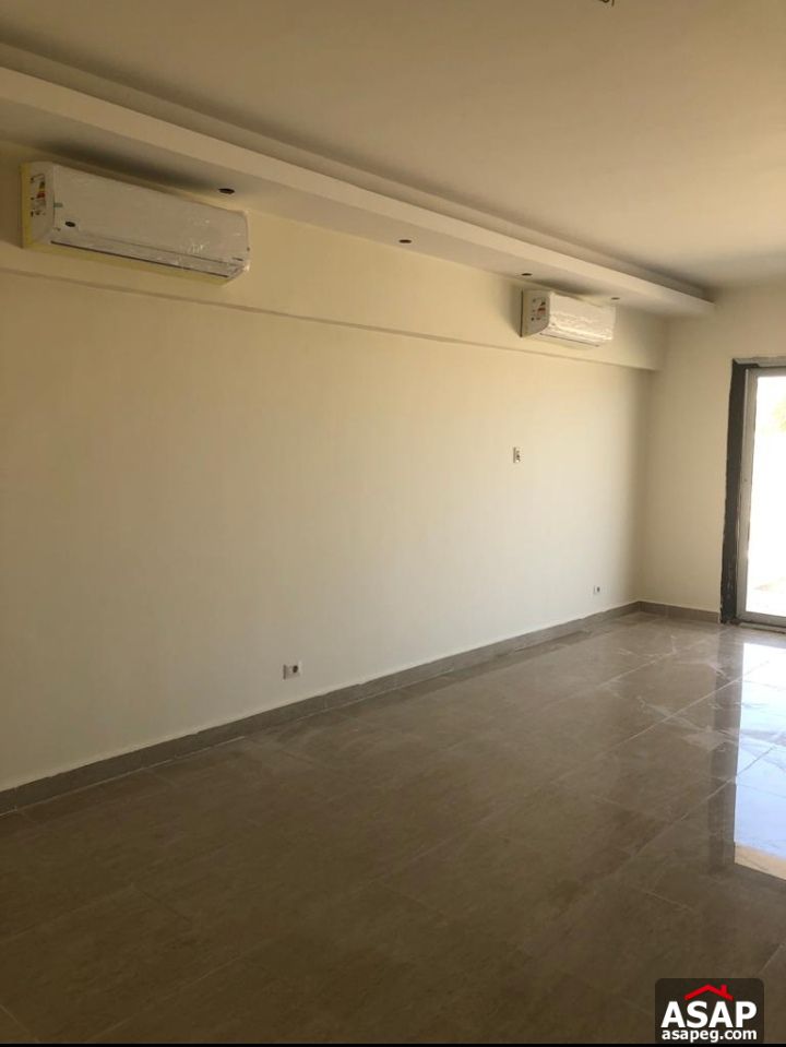 Finished Town House for Sale in Hyde Park Compound Finished Town House for Sale in Hyde Park Compound