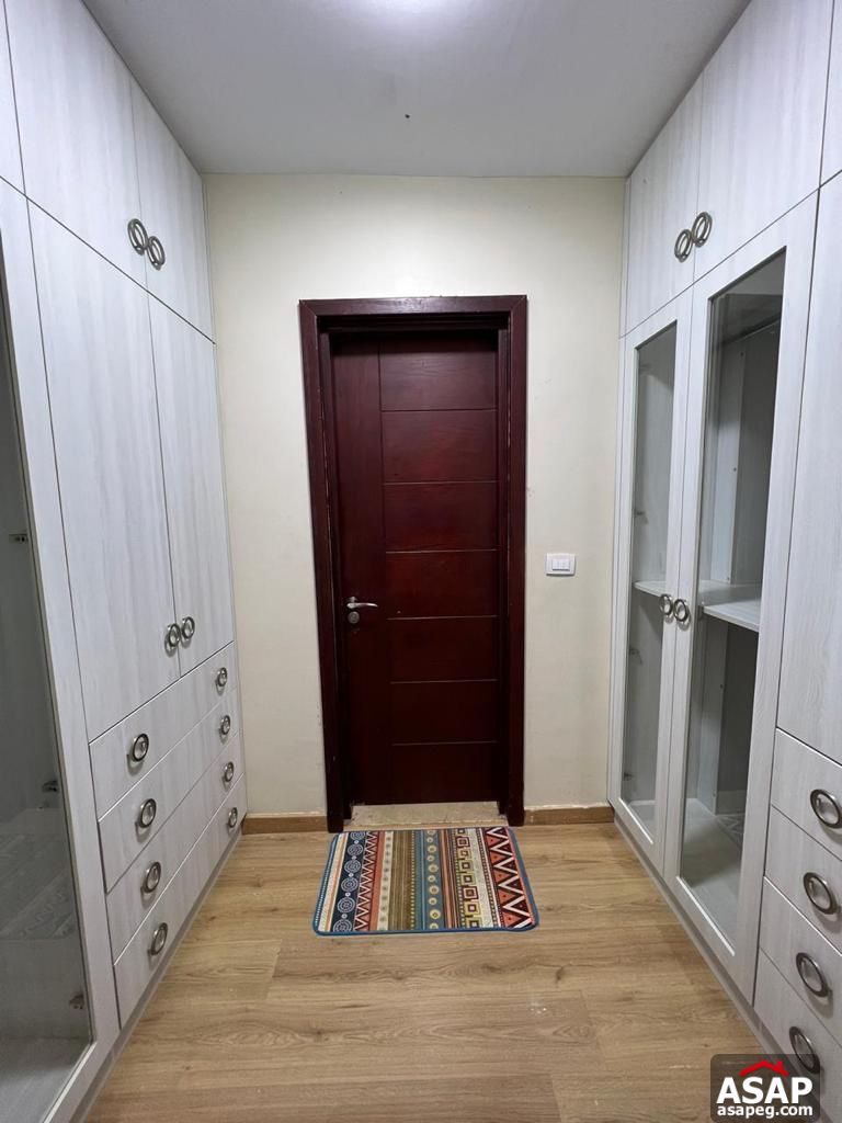 Furnished Apartment for Rent in Hyde Park Furnished Apartment for Rent in Hyde Park