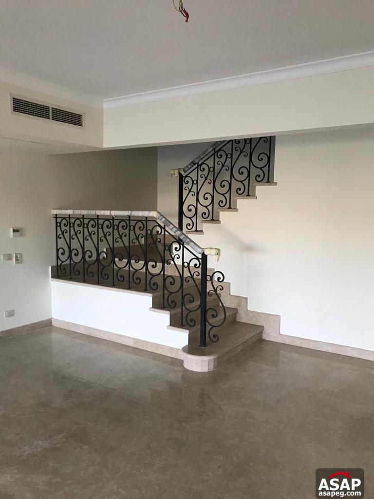 Town House for Rent in Stone Park Town House for Rent in Stone Park