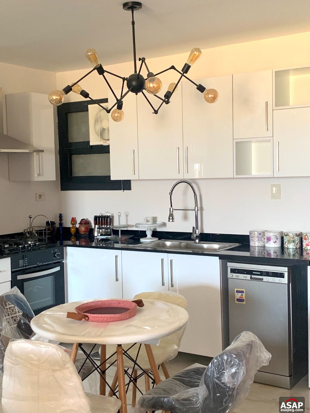 Ground Floor for Rent in Azad Compound Ground Floor for Rent in Azad Compound