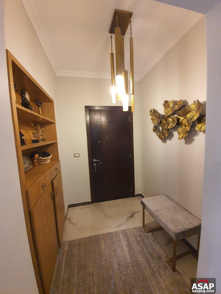 Furnished Ground Floor for Rent in Eastown Furnished Ground Floor for Rent in Eastown