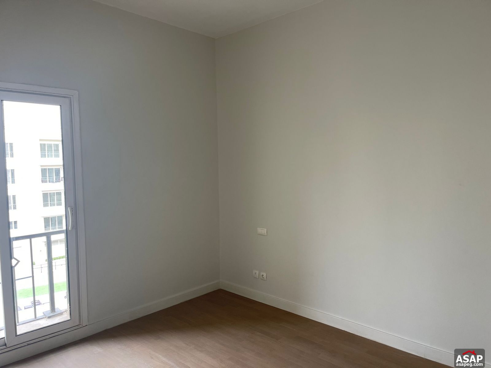 Finished Apartment with Pool View for Sale in Mivida Finished Apartment with Pool View for Sale in Mivida