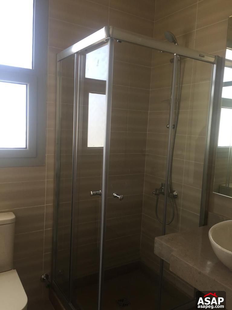 Penthouse for Rent in Village Gate