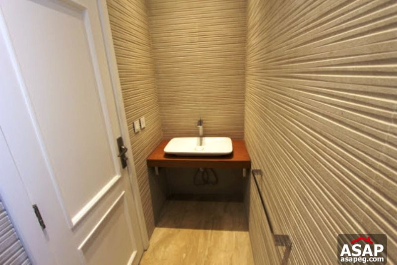 Furnished Villa with Garden for Rent in Allegria