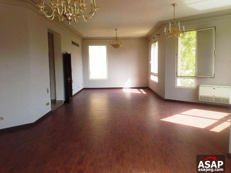 Villa for Sale in Lake View Villa for Sale in Lake View