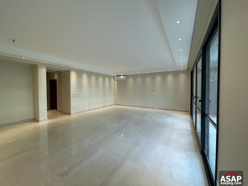 Ground Floor with Pool View for Rent in El Patio 7 Ground Floor with Pool View for Rent in El Patio 7