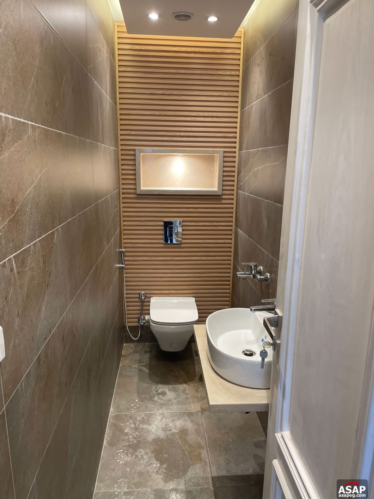 Semi Furnished Apartment for Rent in Lake View Residence Semi Furnished Apartment for Rent in Lake View Residence