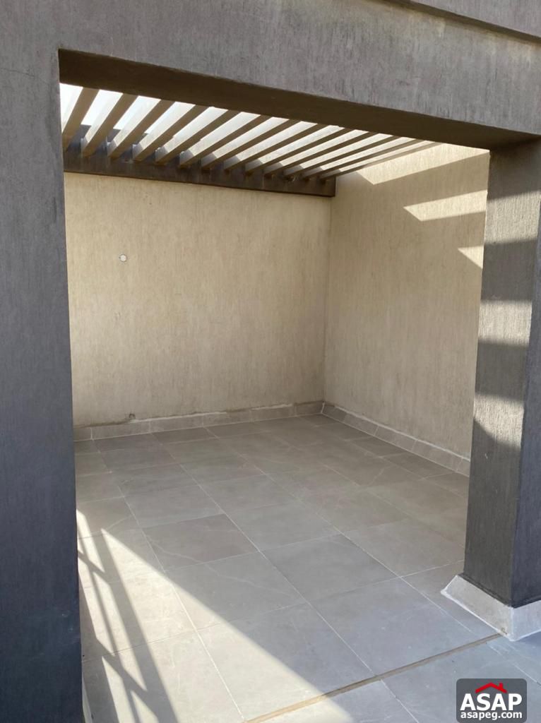 Penthouse for Sale in Fifth Square Compound Penthouse for Sale in Fifth Square Compound