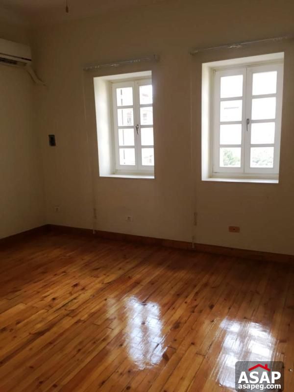 Flat with Nile View in Zamalek