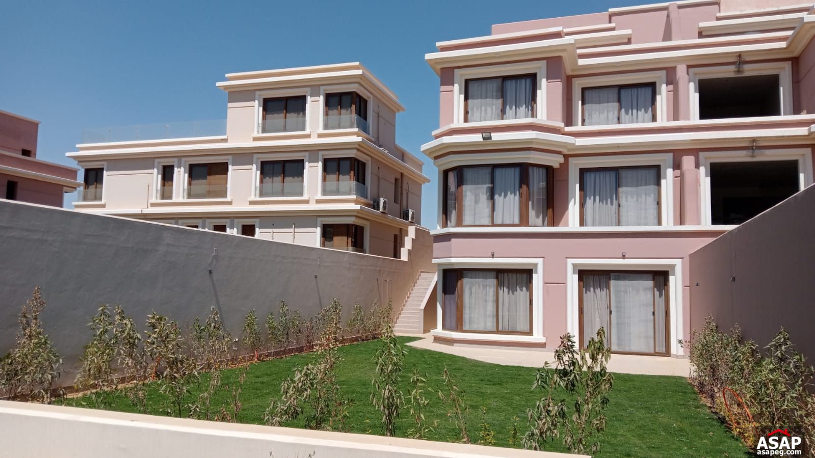 Twin House for Rent in Top View Compound Twin House for Rent in Top View Compound
