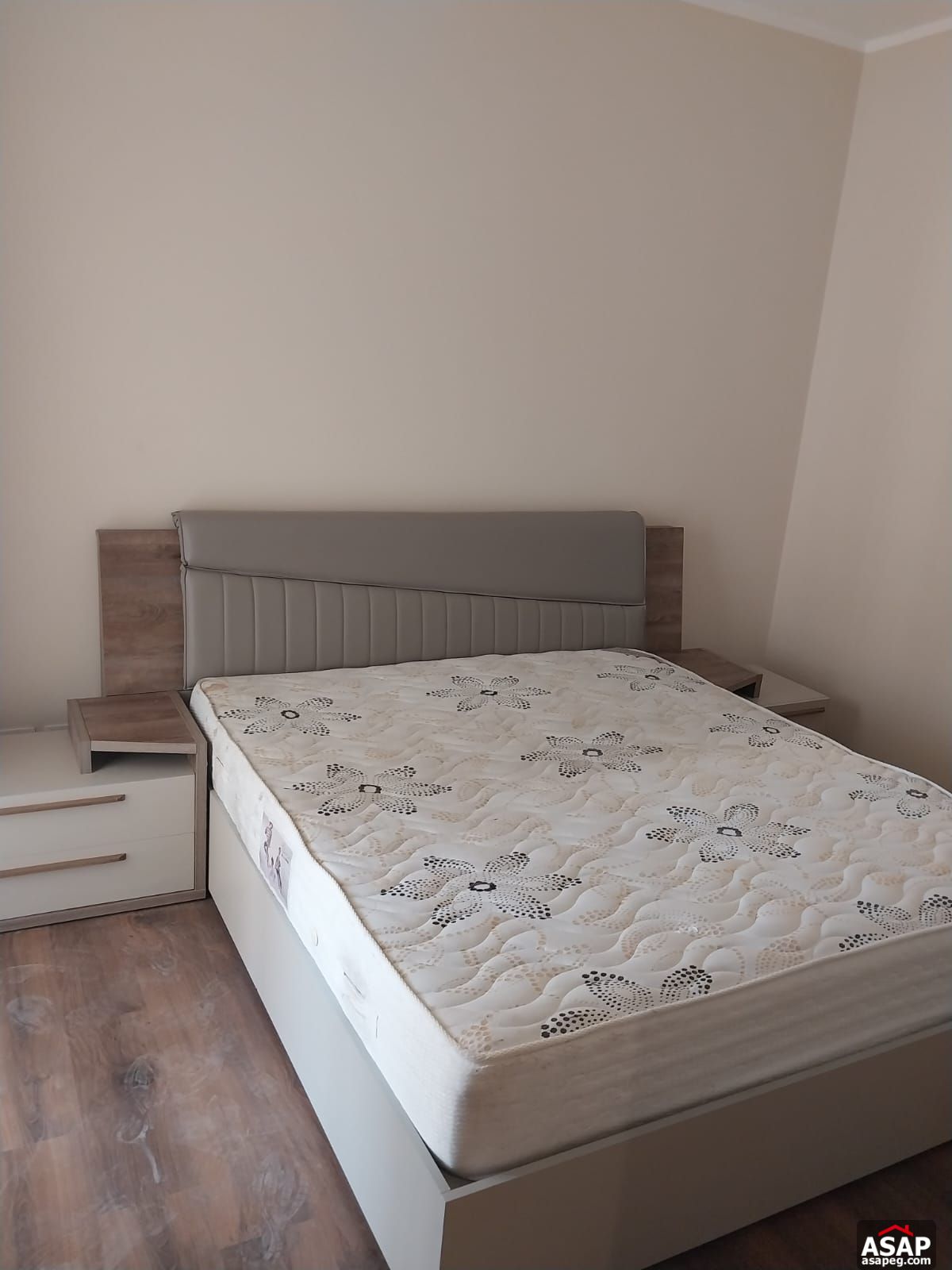 Furnished Apartment for Rent in 90 Avenue Furnished Apartment for Rent in 90 Avenue