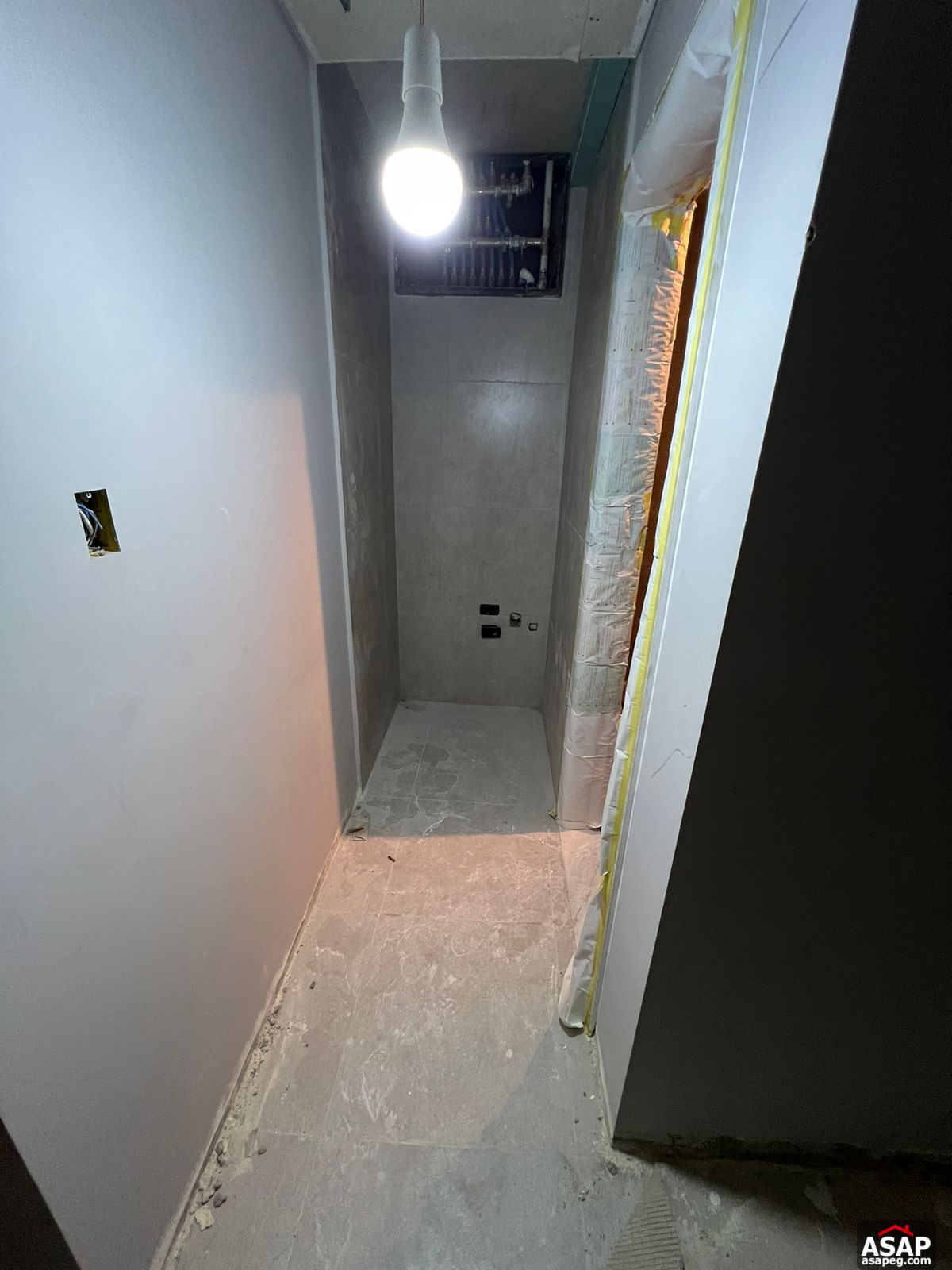 Apartment for Rent in Silver Palm Compound Apartment for Rent in Silver Palm Compound