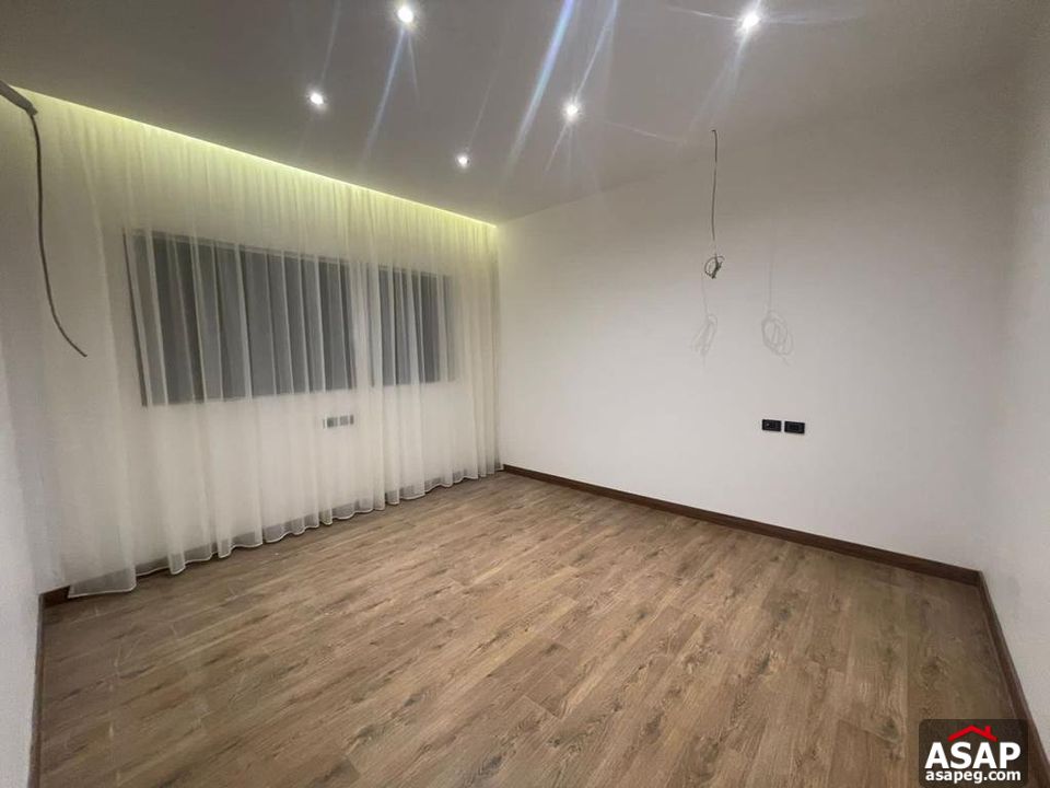 Semi Furnished Apartment in Lake View Residence Semi Furnished Apartment in Lake View Residence