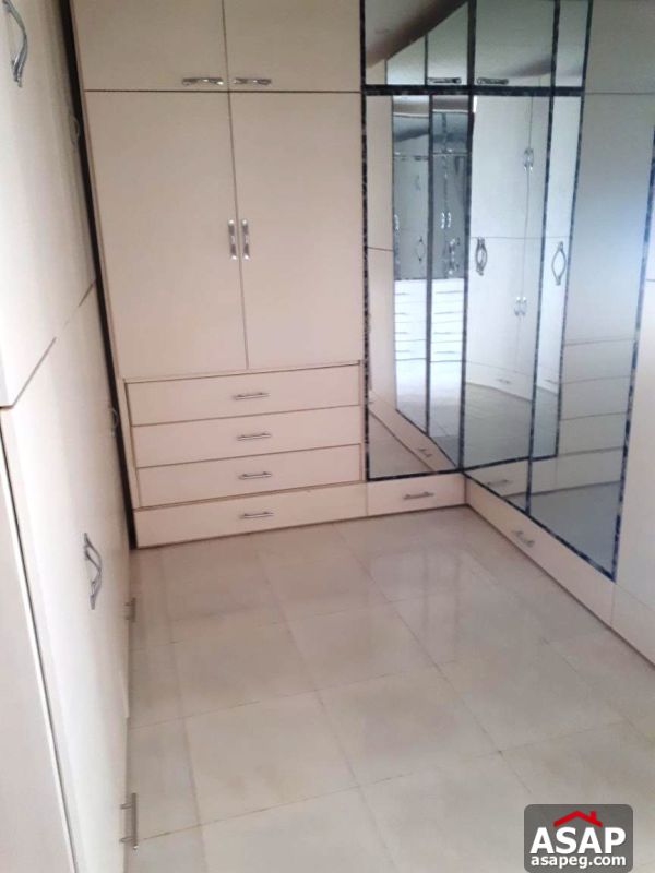 Villa for Rent in Sheikh Zayed Villa for Rent in Sheikh Zayed