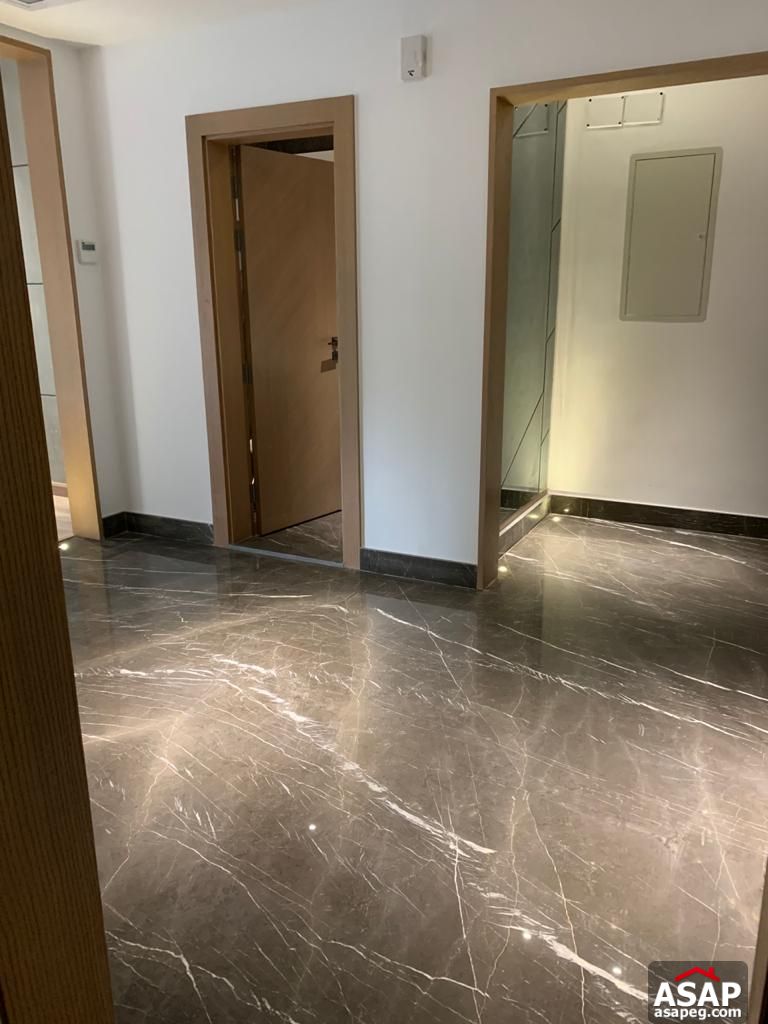 Apartment with Big Garden in Katameya Plaza