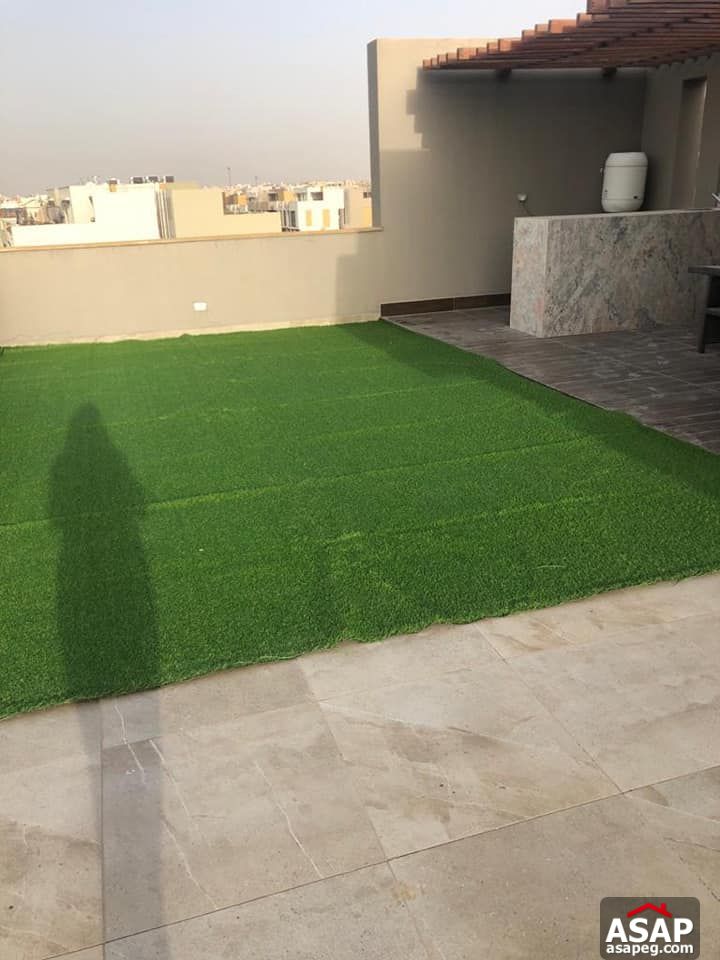 Studio with Roof for Rent in Eastown Compound Studio with Roof for Rent in Eastown Compound