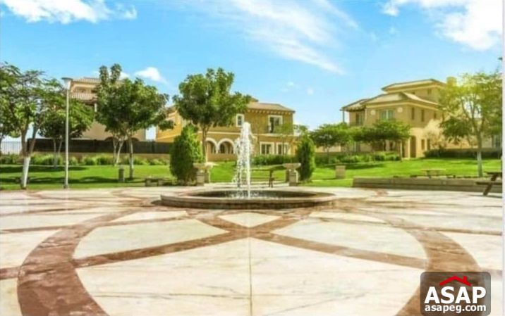 Town House Corner for Sale in Hyde Park Town House Corner for Sale in Hyde Park