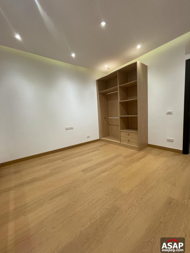 Finished Apartment for Sale in Beverly Hills