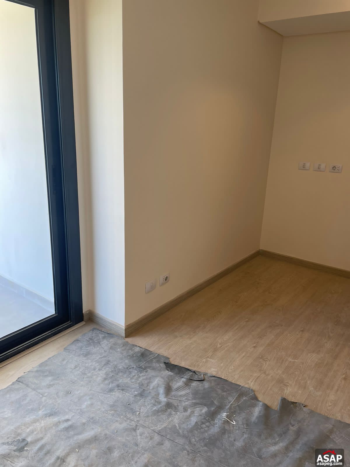 Duplex with Garden for Rent in Trio Gardens Duplex with Garden for Rent in Trio Gardens