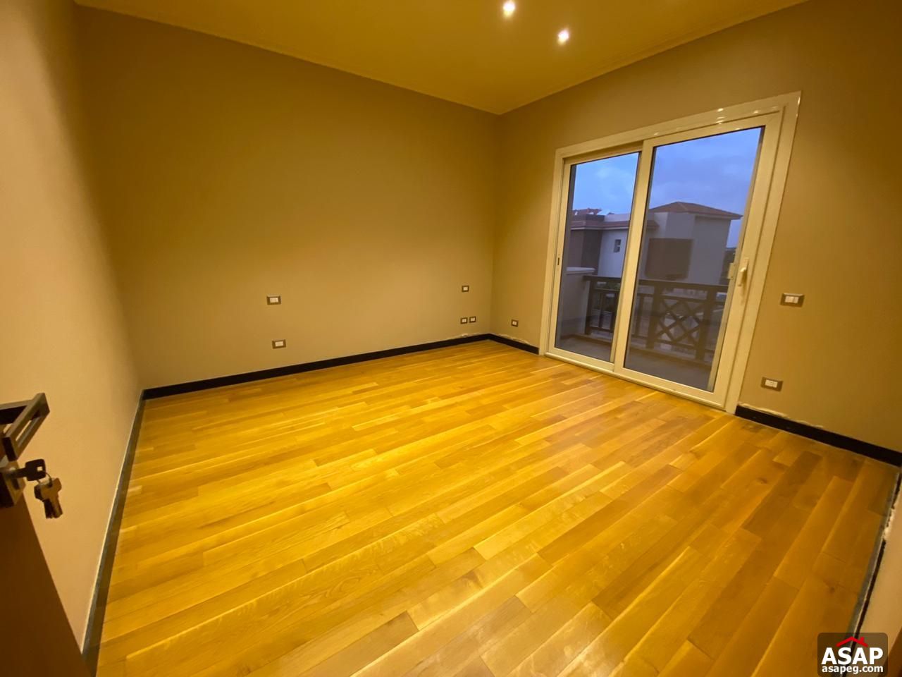 Twin House with Swimming Pool for Rent in Katameya Dunes