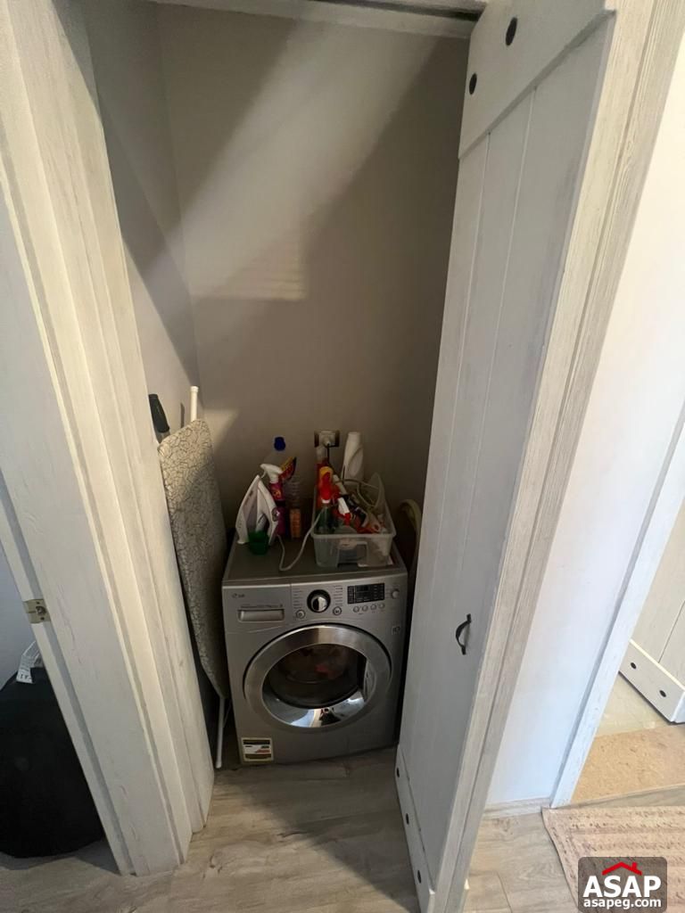 Duplex with Garden for Rent Eastown Duplex with Garden for Rent Eastown