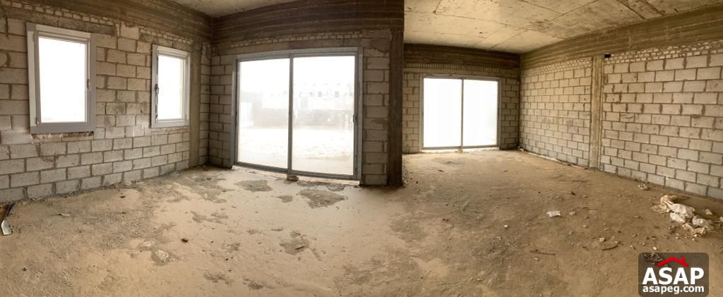 Villa for Sale in Village Gardens Katameya