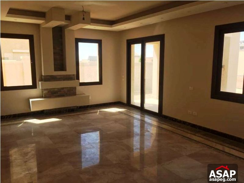 Ultra Modern Villa with Private Garden in New Cairo