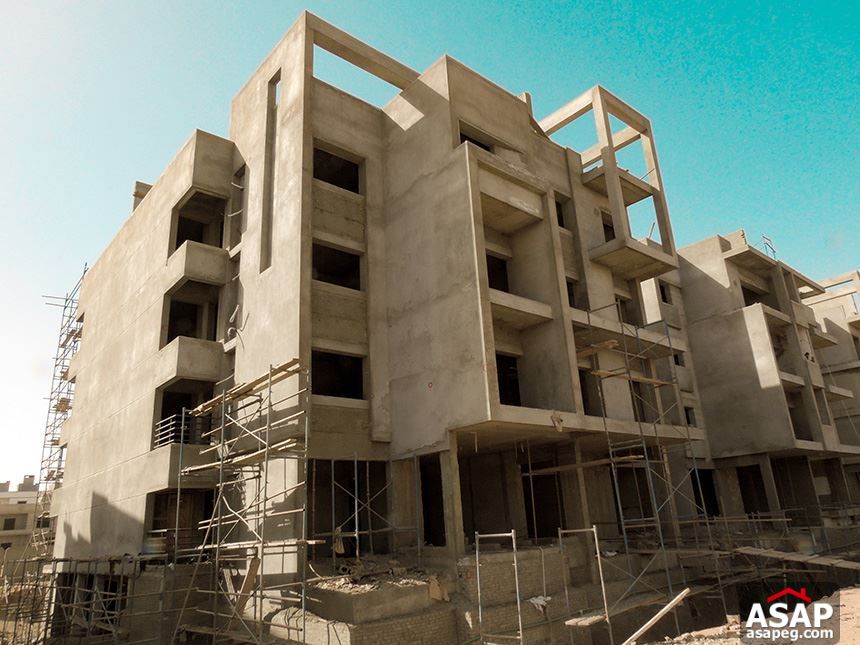 Penthouse for sale in Fifth square Almarasem New Cairo