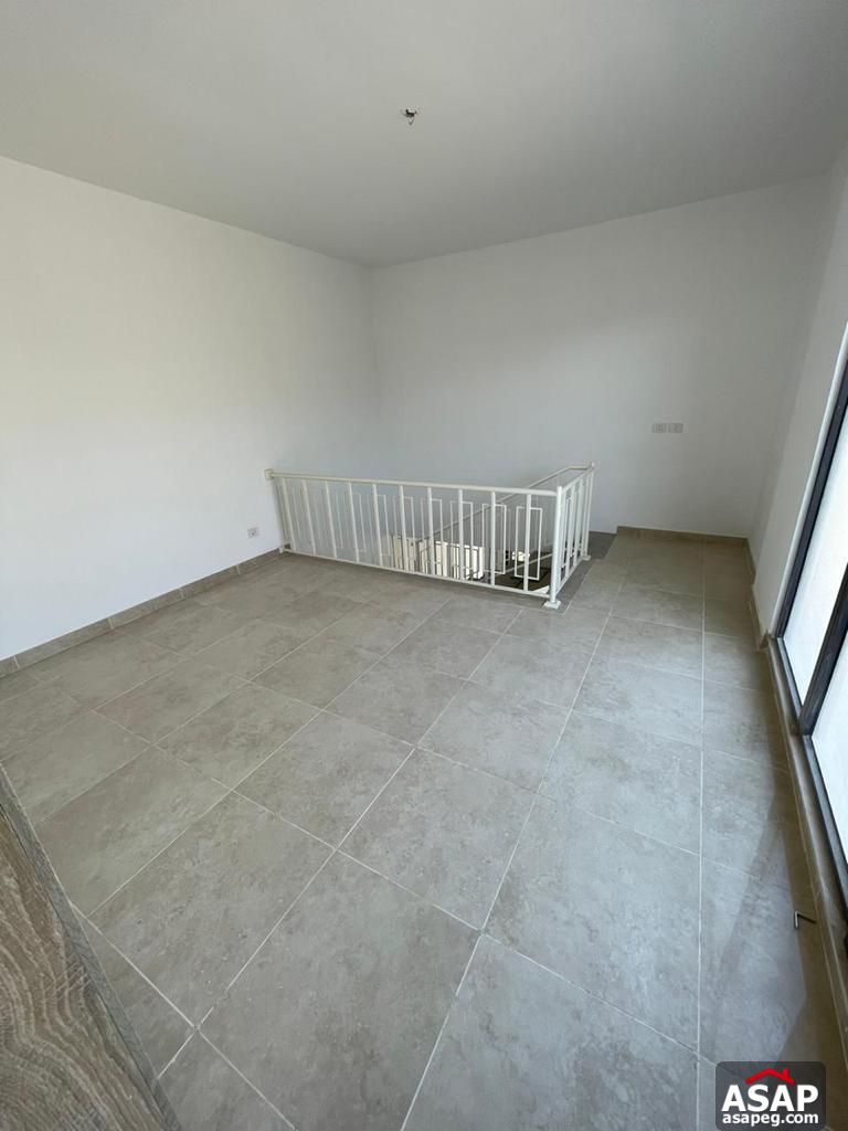 Penthouse for Sale in Fifth Square Compound Penthouse for Sale in Fifth Square Compound