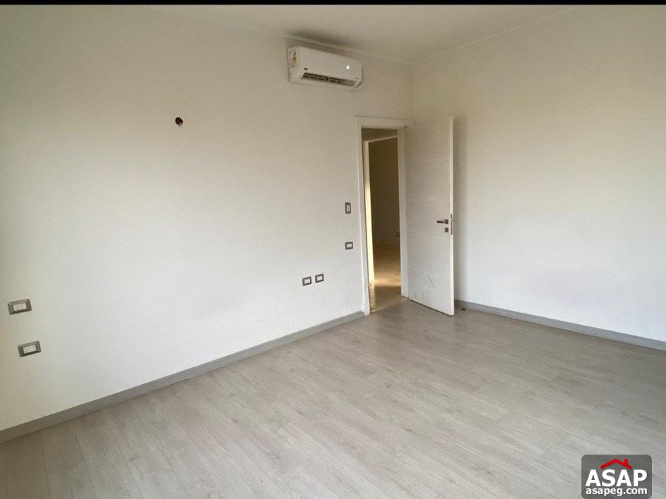 Studio for Rent in New Cairo compounds - Village Gate Palm Hills Studio for Rent in New Cairo compounds - Village Gate Palm Hills