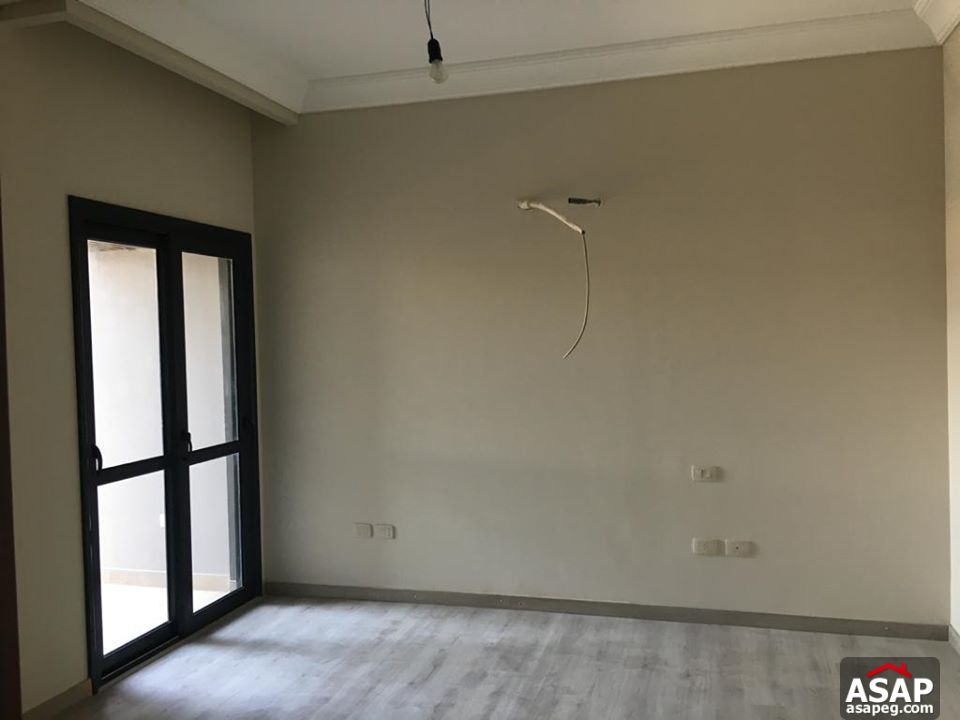 Ground Floor for Rent in New Cairo compounds - El Patio 7 Ground Floor for Rent in New Cairo compounds - El Patio 7