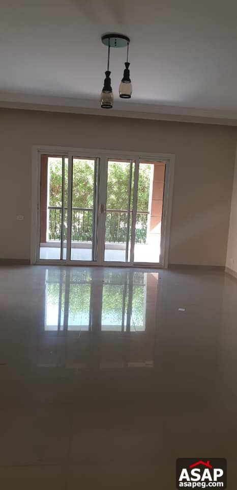 Ground Floor with Garden for Rent in Katameya Plaza