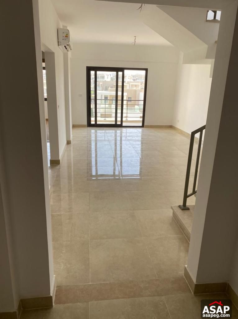 Penthouse for Sale in Fifth Square Compound Penthouse for Sale in Fifth Square Compound