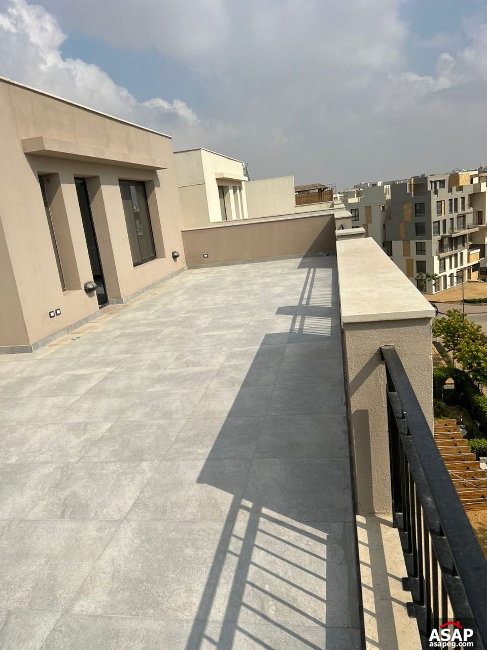 Triplex for Sale in Eastown Sodic Triplex for Sale in Eastown Sodic