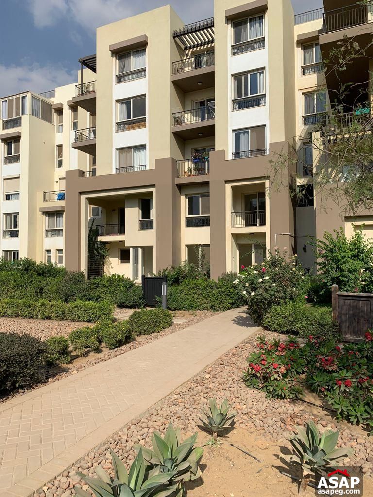 Duplex with Garden for Rent in Uptown Cairo