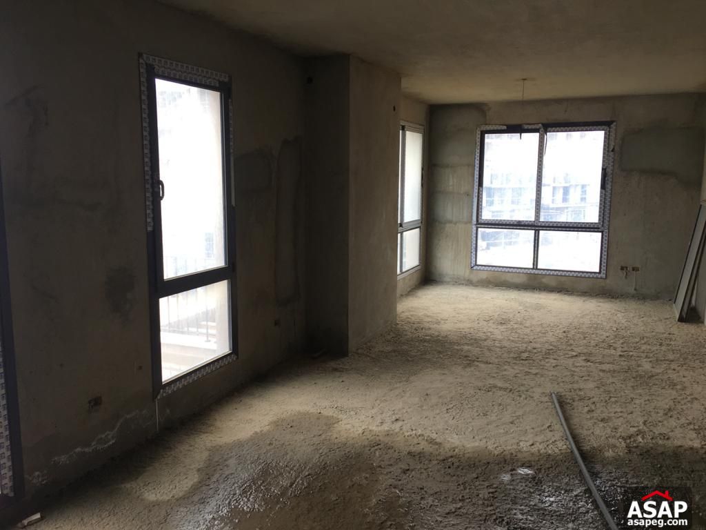 Duplex for Sale in New Cairo - Eastown