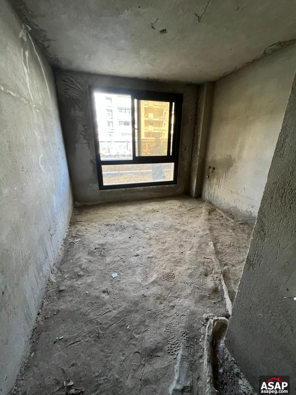 Ground Floor for Sale in Azad Compound